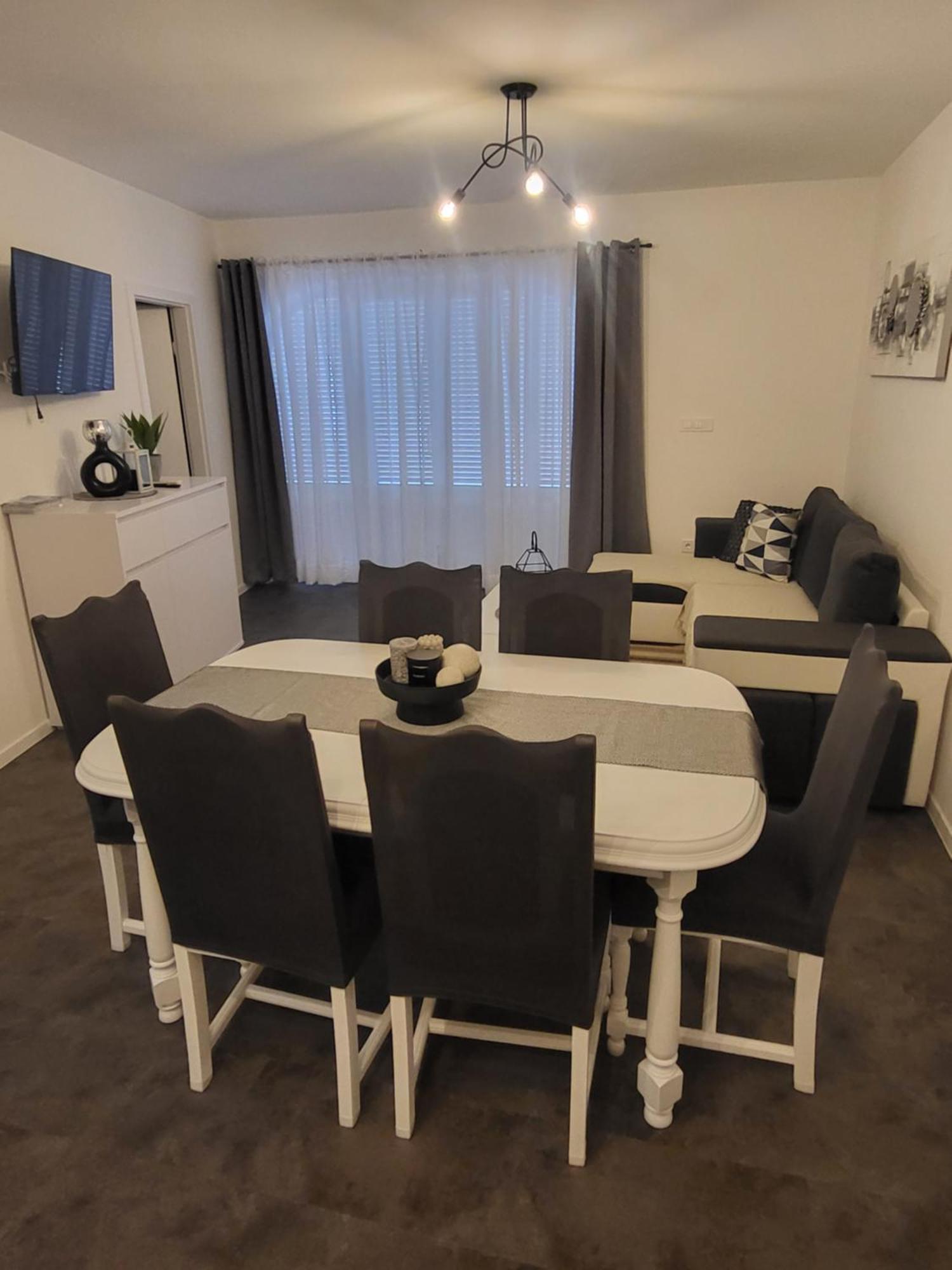 Apartmani Andiks Dramalj Exterior foto